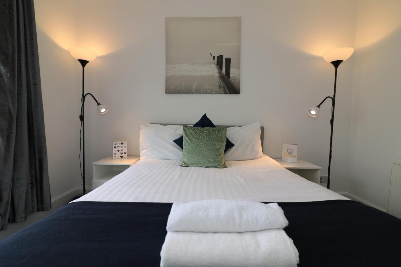 Signature - Gartlea House Apartment Еърдри Екстериор снимка